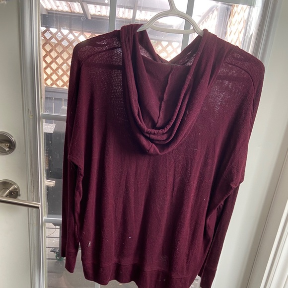 Red light sweater - Picture 2 of 2